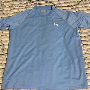 Under Armour heat gear t-shirt (Size M)